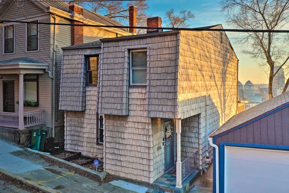 Cincinnati Home, Patio w/ Downtown Views! House in Over The Rhine