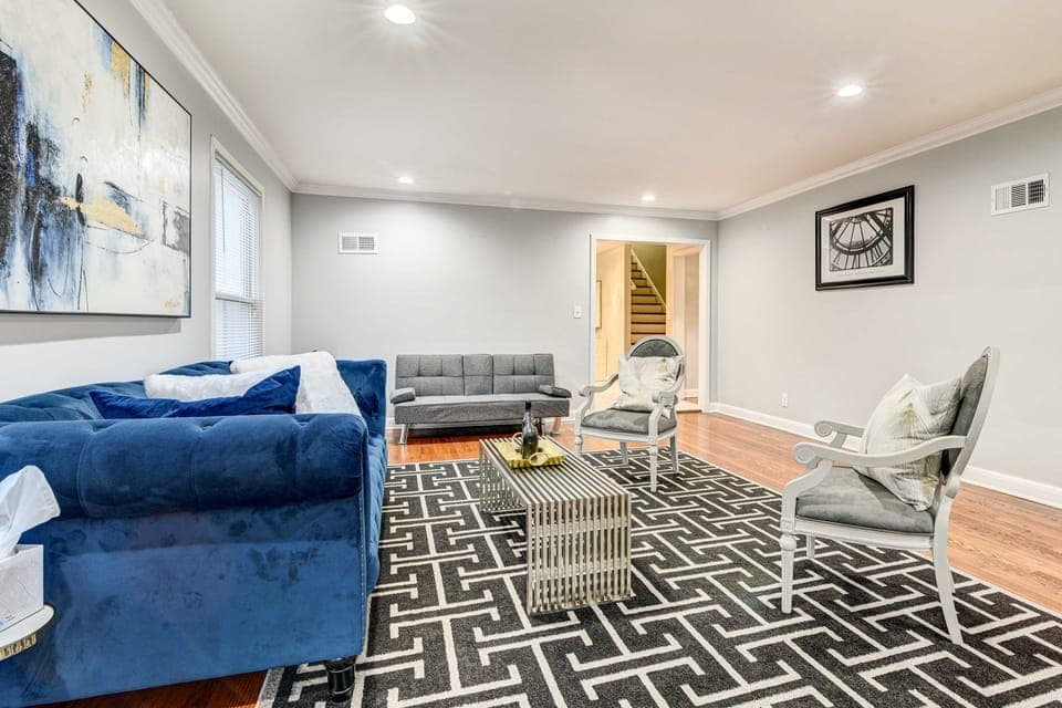 Luxurious Detroit Home - Walk to Golf & Park! House in Detroit
