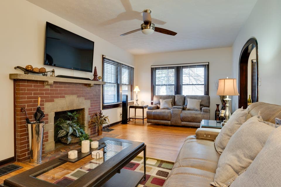 Idyllic Home Near Indianapolis Motor Speedway House in Indianapolis