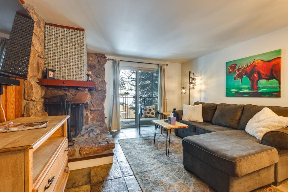 Winter Park Condo Rental ~ 2 Mi to Ski Resort! Apartment in Fraser