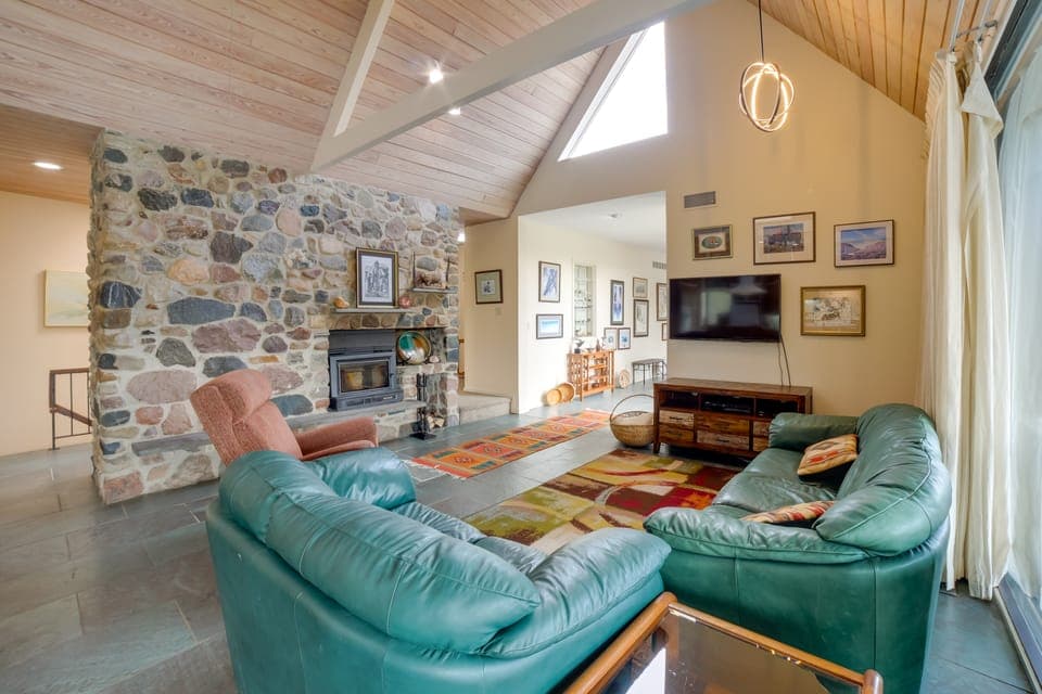 Private Lake Access: Spacious Plymouth Hideaway! House in Indiana