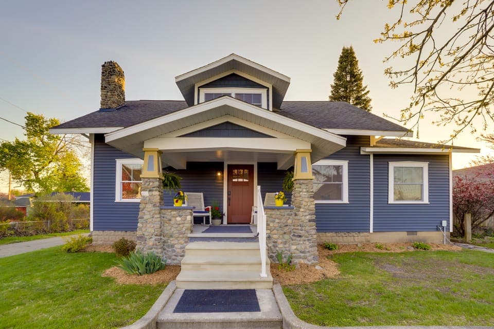 Indiana Vacation Rental - Walk to Syracuse Lake! House in Indiana