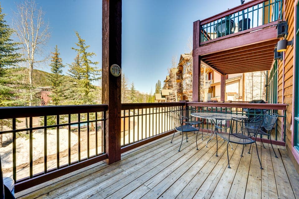 Walk to Gondola: Condo w/ Deck in Winter Park! Apartment in Winter Park