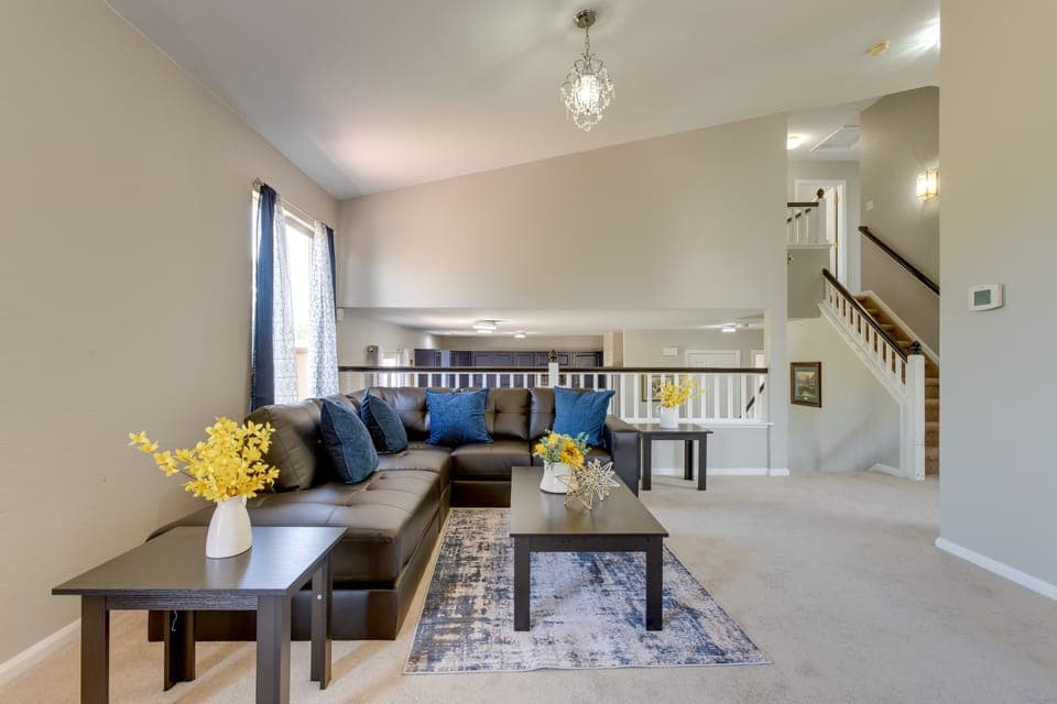 Spacious Aurora Home: 20 Mi to Downtown Denver! House in Aurora