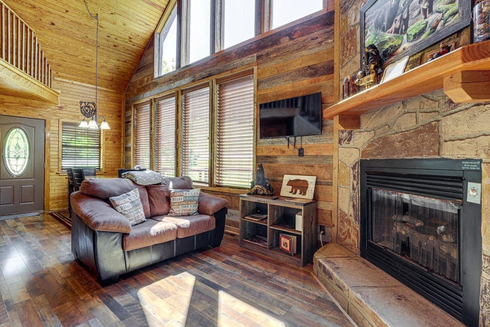 Views, Fire Pit + Game Room: Smoky Mountain Cabin House in Sevier County