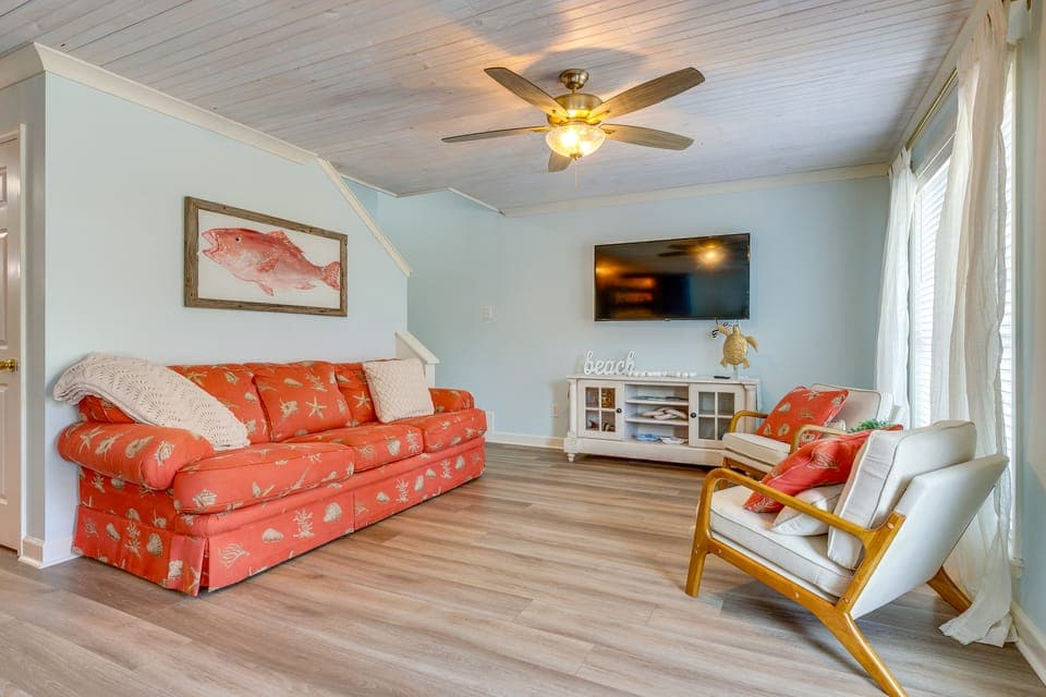 Creekfront Dauphin Island Cottage: Walk to Gulf! Cottage in Dauphin Island