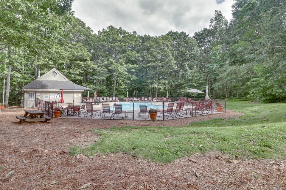 All-Season Fun! Wintergreen Resort Condo w/ Views Apartment in Massies Mill