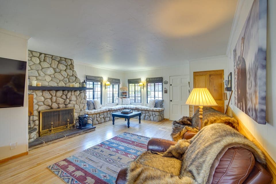 1 Mi to Lake: Home w/ Hot Tub & Gazebo in Big Bear House in Big Bear