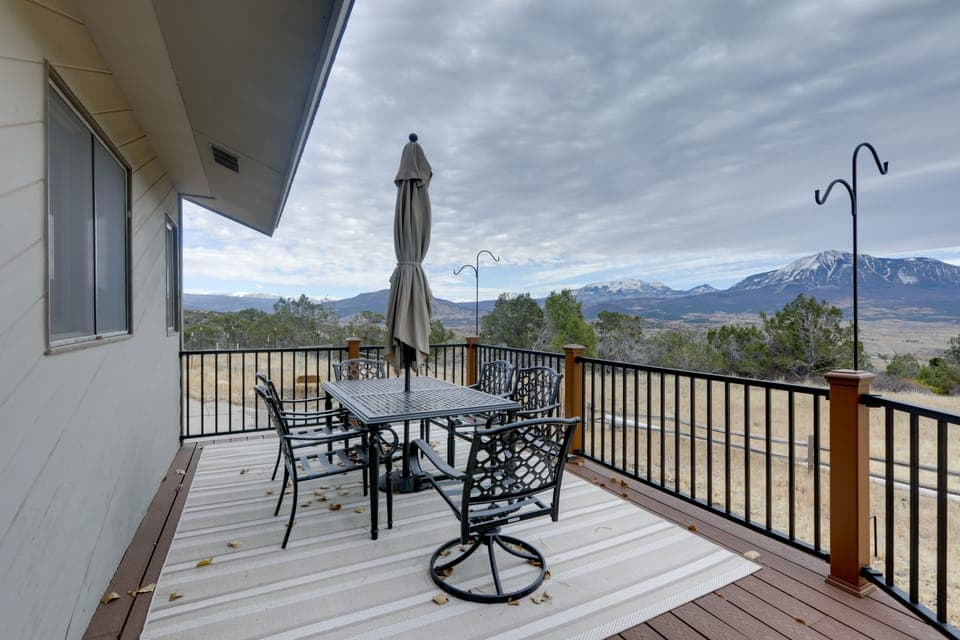 Spacious Hotchkiss Home w/ Stunning Mountain Views House in Colorado