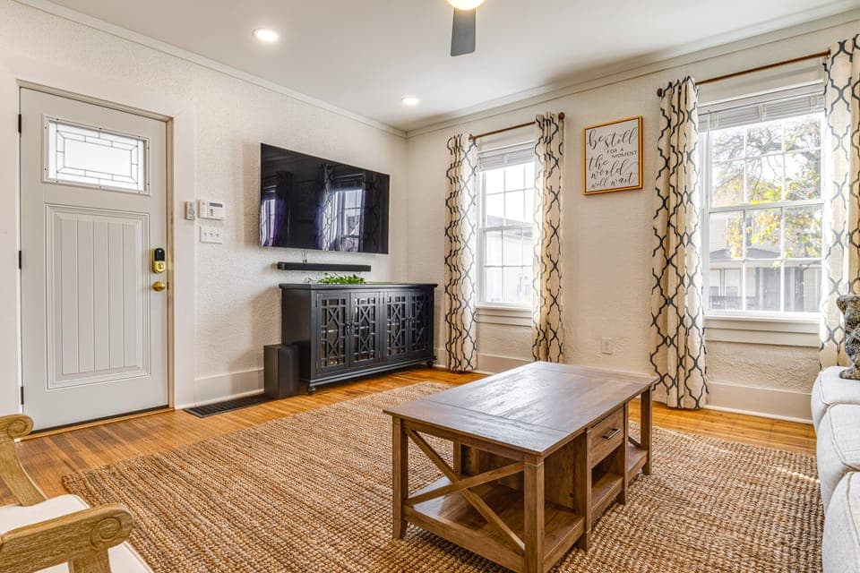 Chic Indianapolis Home w/ Patio < 2 Mi to Downtown House in Indianapolis