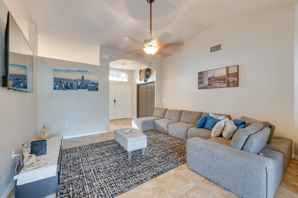 Family Home w/ Screened Porch in Davenport House in Davenport