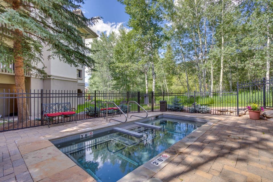 Walk to Beaver Creek Village: Cozy Condo! Apartment in Beaver Creek