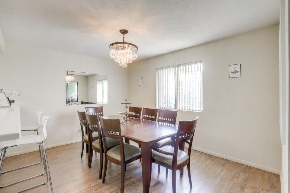 Golf, Hike & Relax: Cathedral City Condo Apartment in Cathedral City