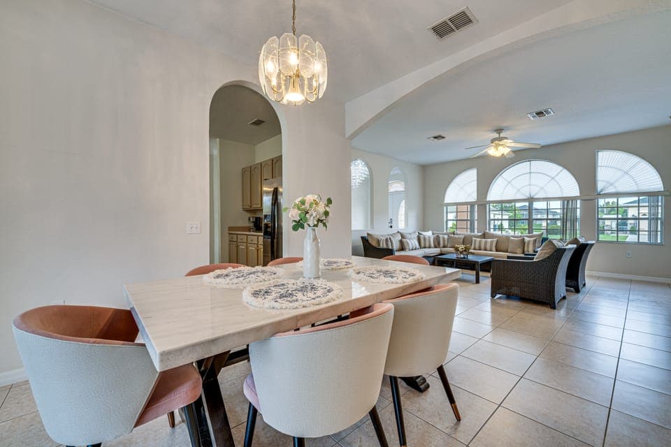 Private Pool & Lanai: Family Home in Haines City! House in Haines City