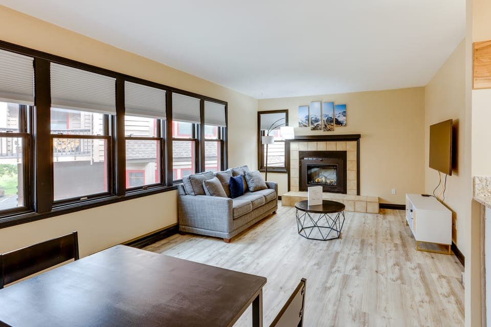 Darling Dwelling: 2 Mi to Dtwn Durango! Apartment in Durango