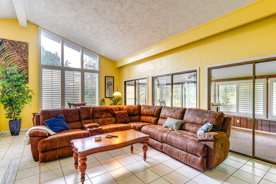 Pet-Friendly Haines City Gem w/ Community Pool Apartment in Haines City
