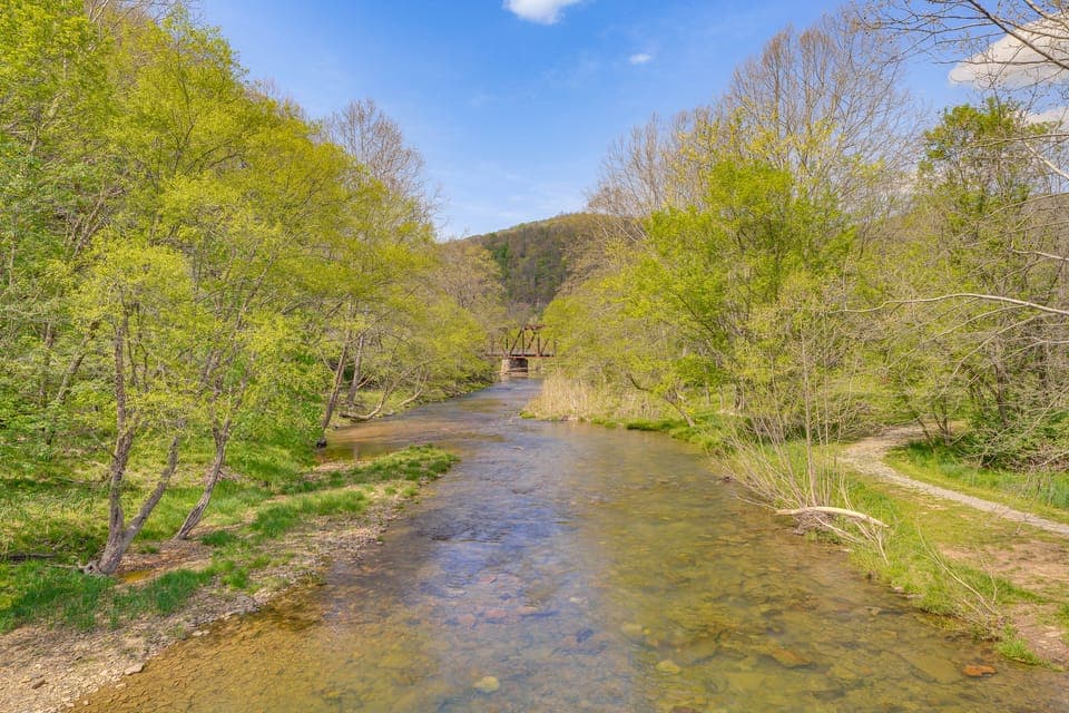 Near Greenbrier River! Mtn-View Cabin w/ Fire Pit House in Shenandoah Valley