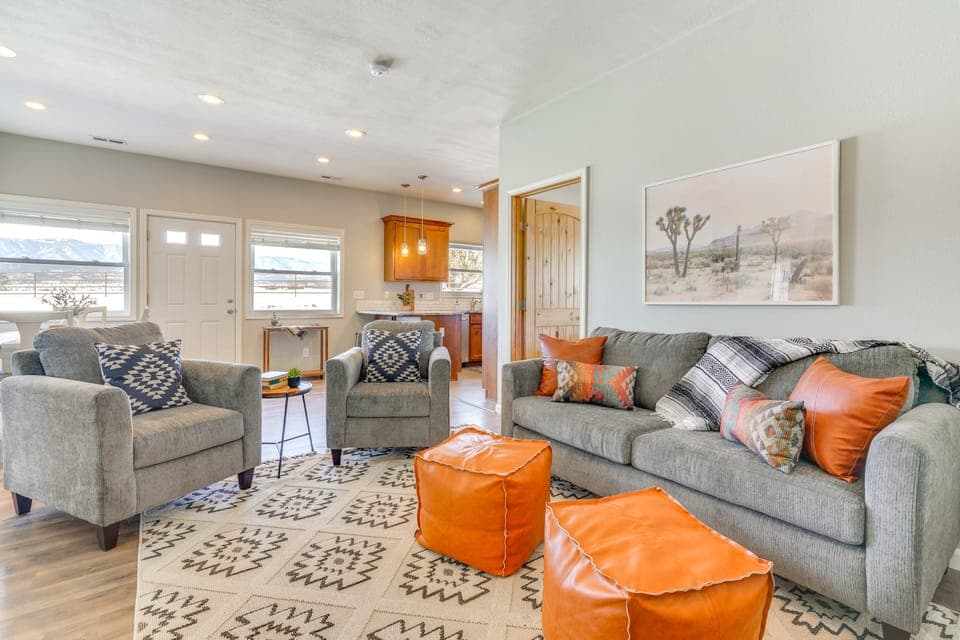 Mountain-View Hideaway w/ Patio in Pueblo! House in Colorado