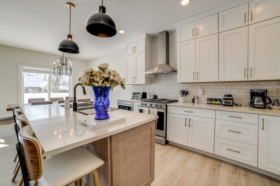 2 Mi to Notre Dame: Spacious Home w/ Private Yard House in South Bend
