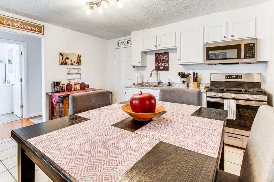 Mins to Local Attractions: Pet Friendly w/ Yard! House in Indiana