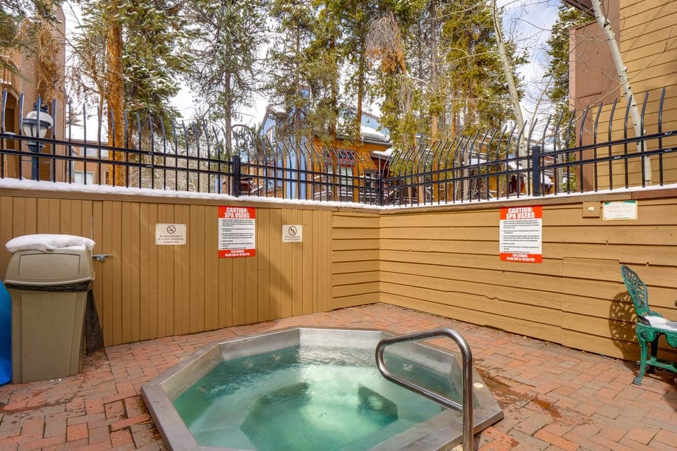 Walk to Main Street: Breck Condo w/ Balcony! Apartment in Breckenridge
