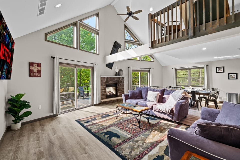 Hot Tub & Community Beach: Albrightsville Home! House in Tunkhannock Township