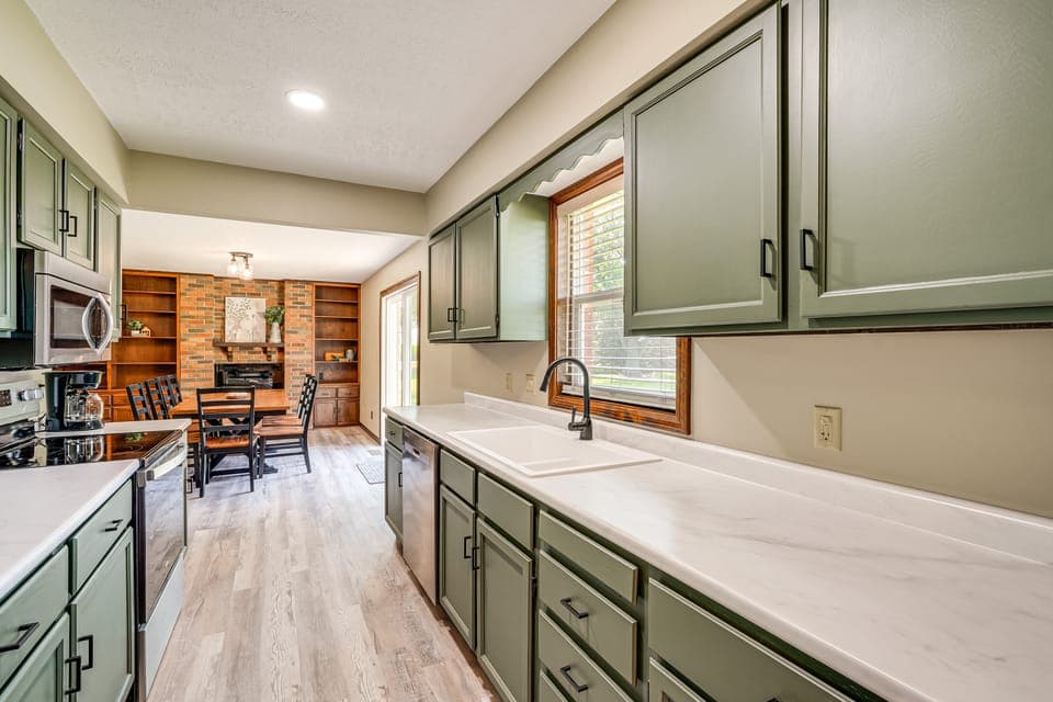12 Mi to Mississinewa Lake: Peaceful Retreat House in Indiana