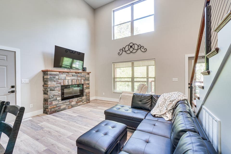 Private Hot Tub: Serene Family Home in Sevierville House in Sevier County
