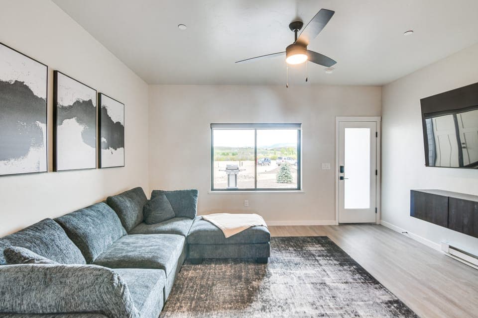 Granby Ranch Escape: Shuttle to the Slopes! Apartment in Granby