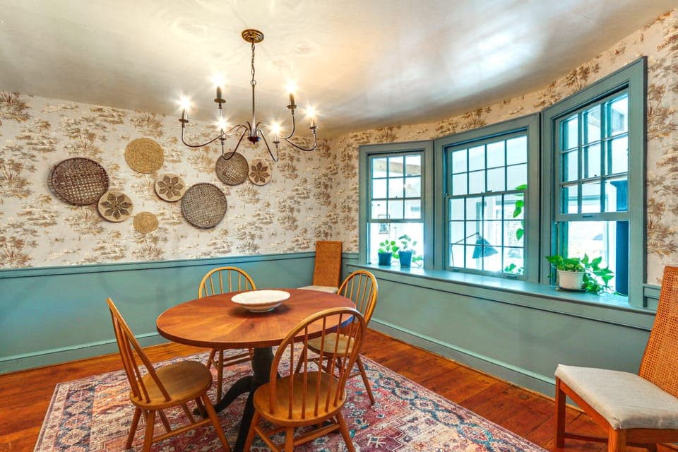 Walkable Location: Historic Home in Charles Town! House in Charles Town