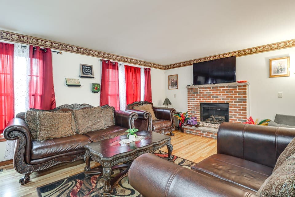 < 1 Mi to Lake: Family Home in Albrightsville! House in Tunkhannock Township
