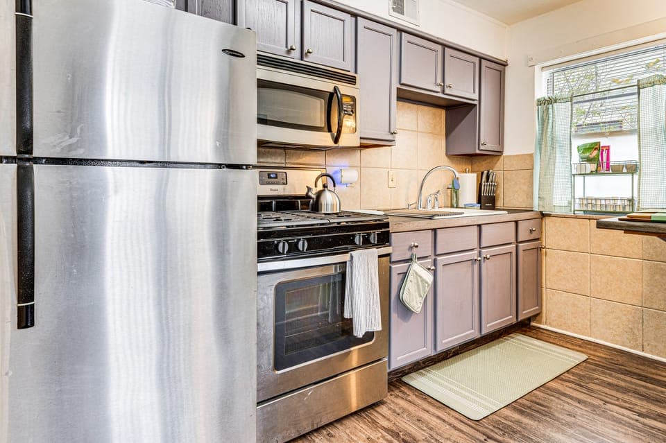 Pet Friendly near Park: 6 mi to Speedway Apartment in Indianapolis