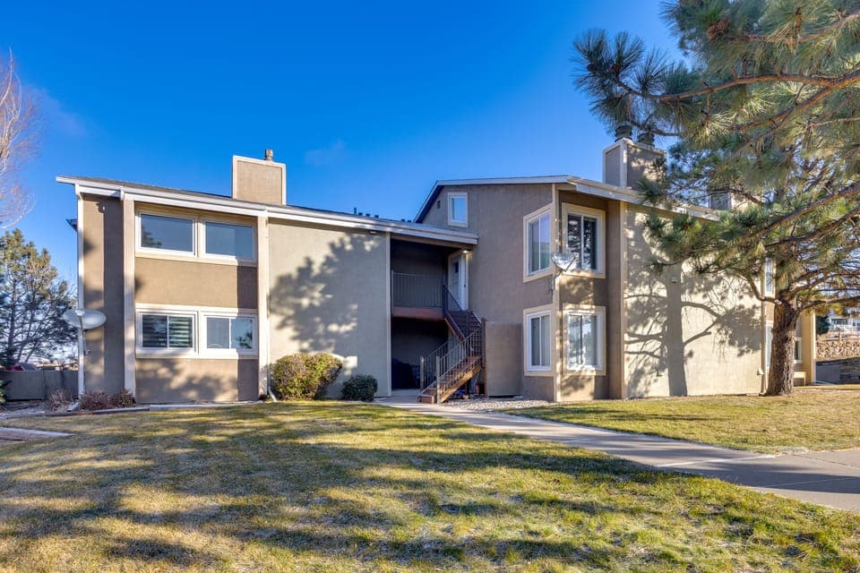Pet-Friendly Condo w/ Mountain View in Monument! Apartment in Monument