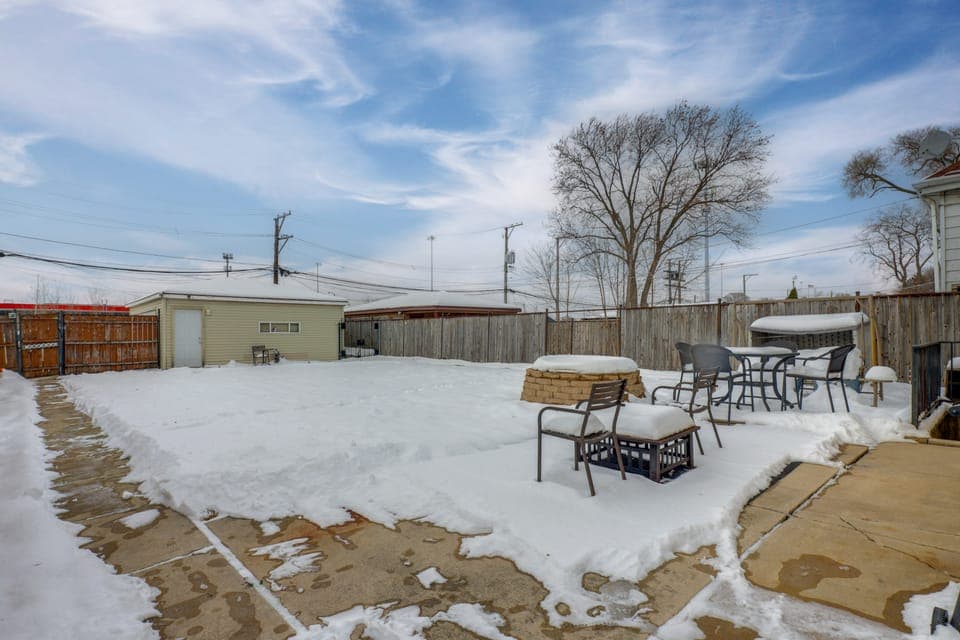 1 Block to Red Line Station: Walkable Chicago Home House in Chicago