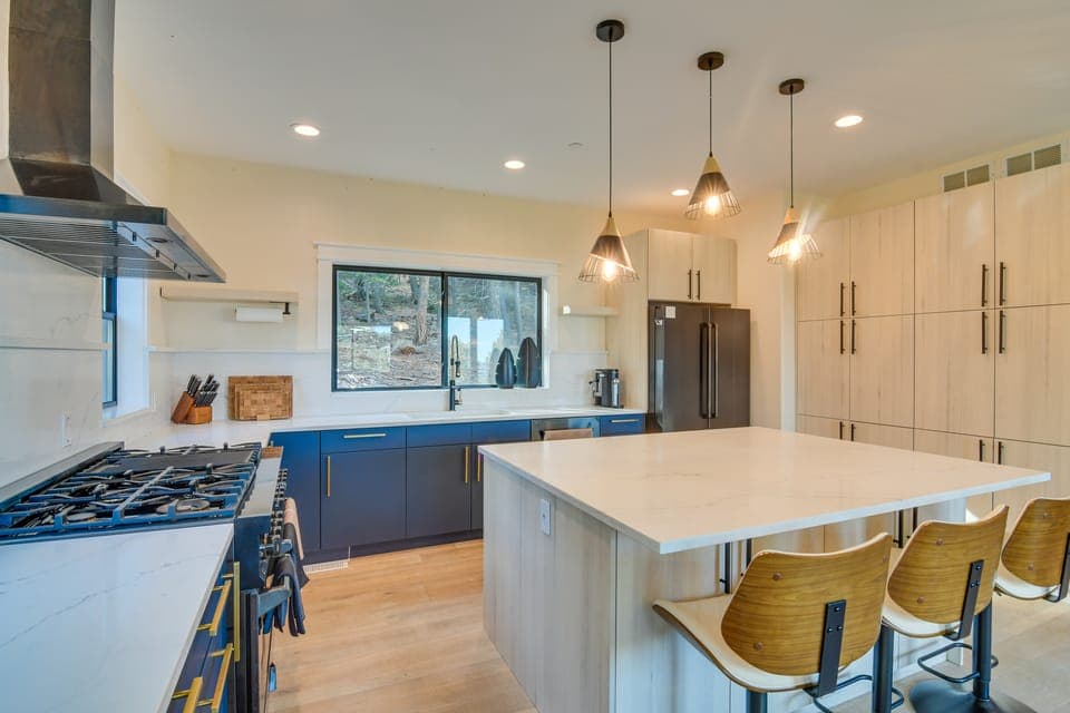 Great for Gatherings! Evergreen Getaway w/ Hot Tub House in Evergreen