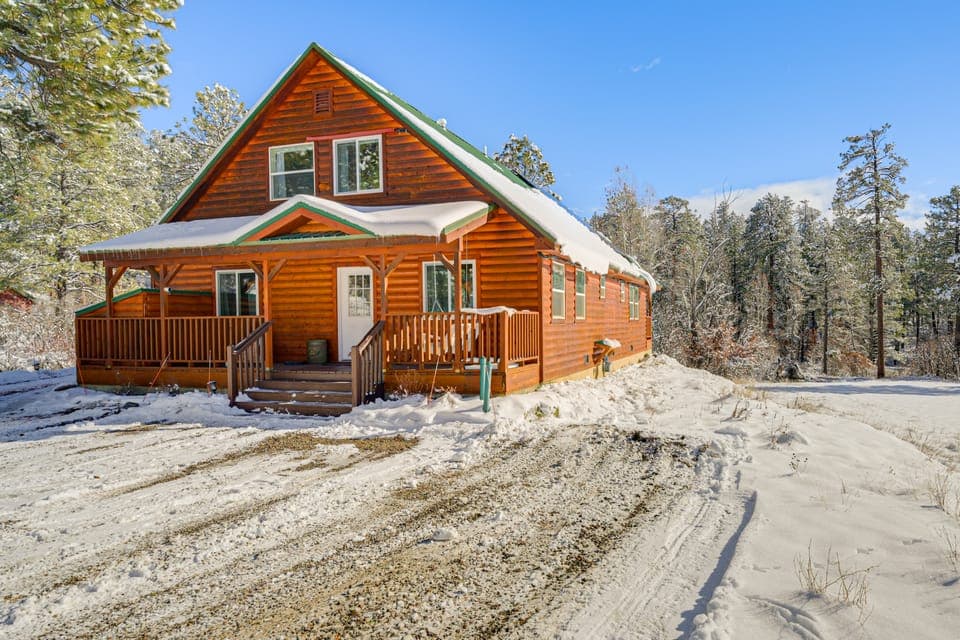 Ski, Hike & Relax: Pagosa Springs Gem w/ Sauna! House in Colorado