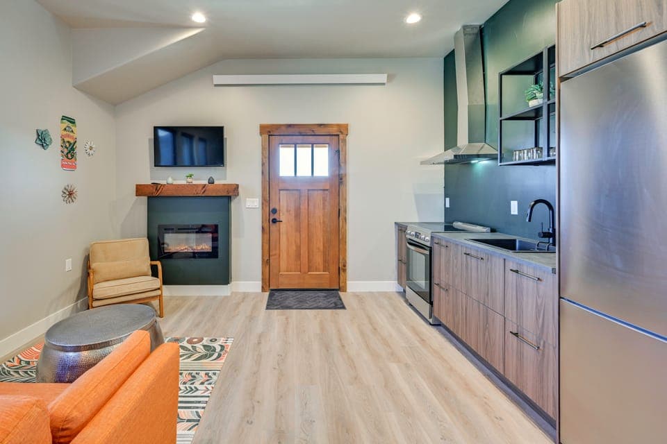 1 Mi to Main Street: Extended Stay in Buena Vista! Apartment in Buena Vista