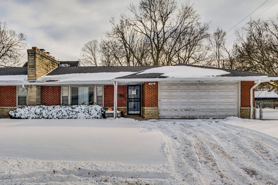 1 Mi to Butler! Family-Friendly Indianapolis Home House in Indianapolis
