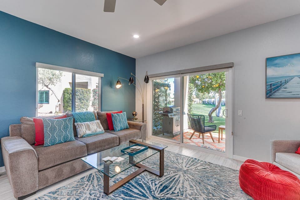 Desert Oasis Close to Palm Springs Attractions! Apartment in Cathedral City