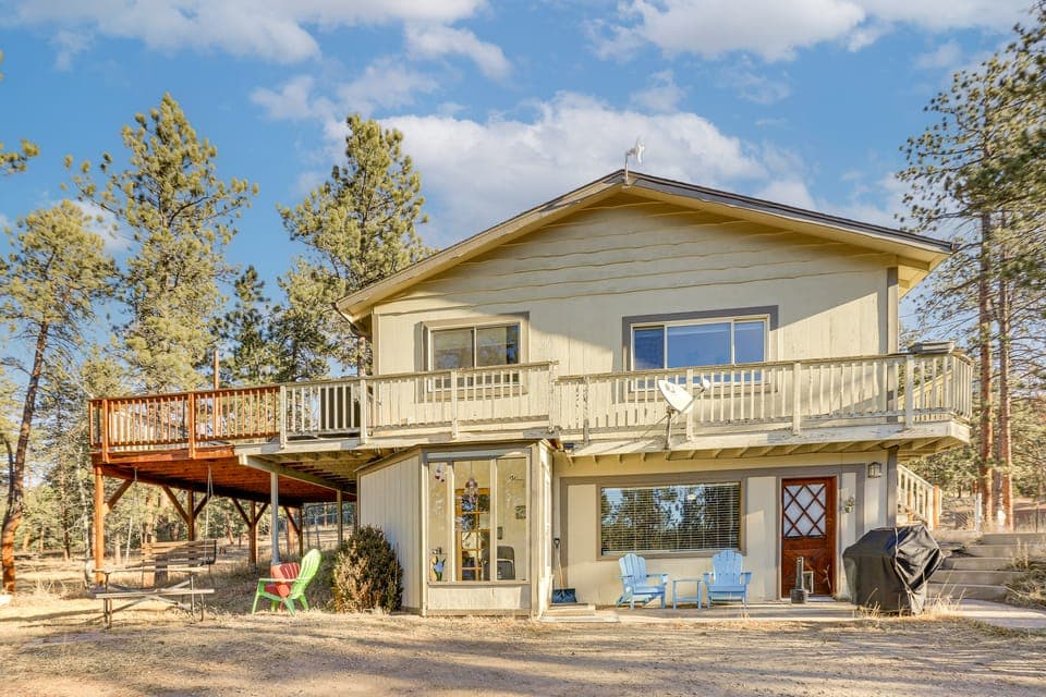 Pet-Friendly Pine Home: Near Hiking & Fishing! Apartment in Park County