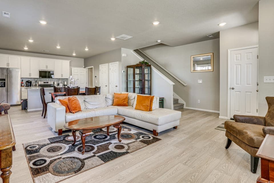 Work, Play & Explore Denver! Townhome Near Airport Apartment in Commerce City