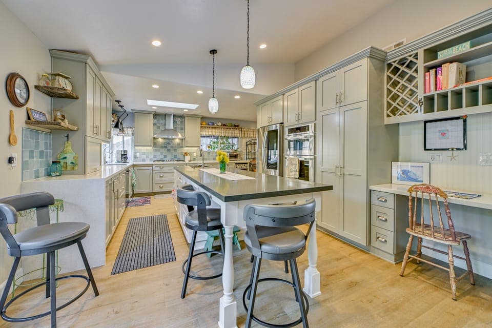 1 Mi to Beach! 'Carlsbad Retreat' w/ Serene Garden House in Carlsbad