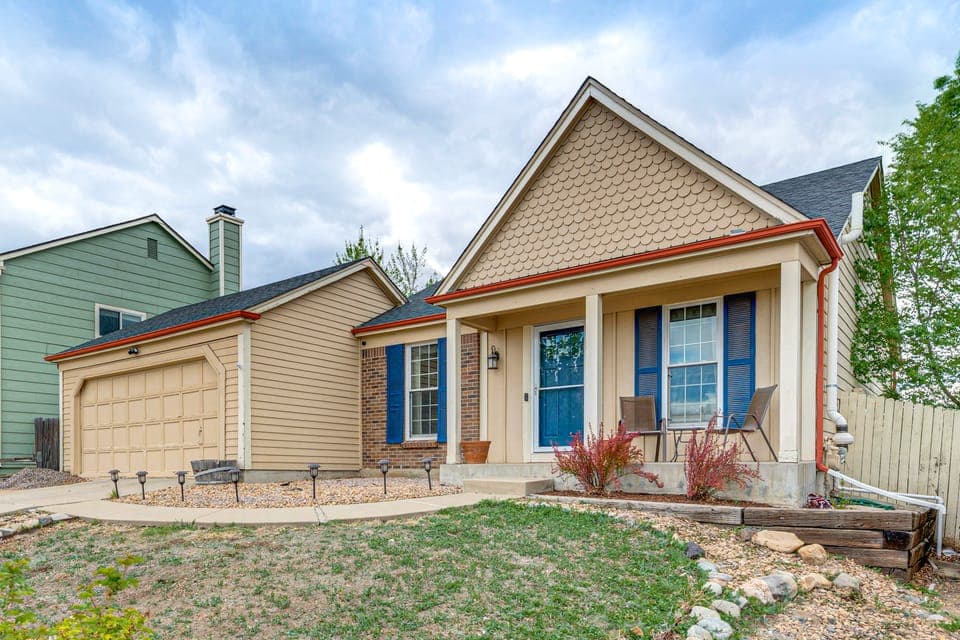 Steps to Dog Park! Westminster Home w/ Fire Pit House in Westminster