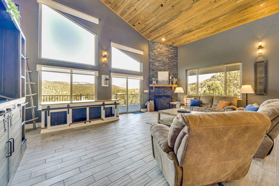 200-Acre Mtn Getaway Near the Arkansas River House in Colorado