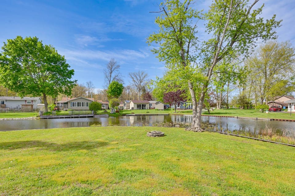 Pet Friendly! Canal-Front Escape on Vineyard Lake House in Ohio
