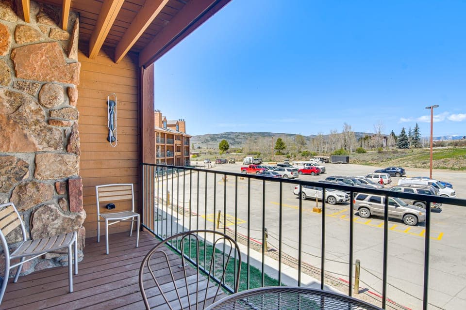 < 1 Mi to Granby Rodeo! Retreat w/ Pool & Hot Tub Apartment in Granby