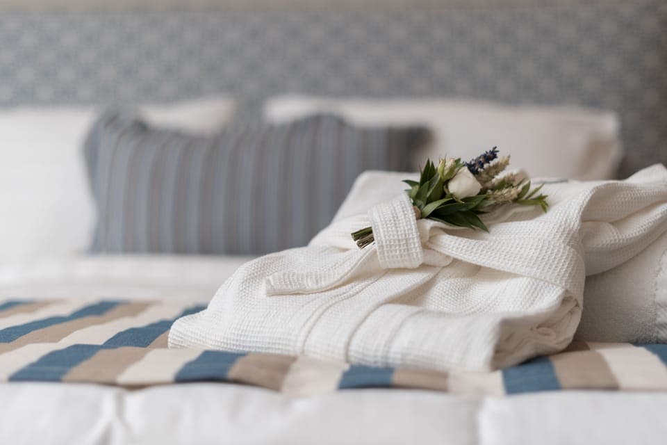 Bugalow Junior Suite | In-room safe, desk, blackout drapes, soundproofing