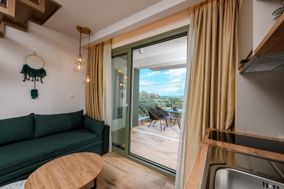 Superior Suite | Living area