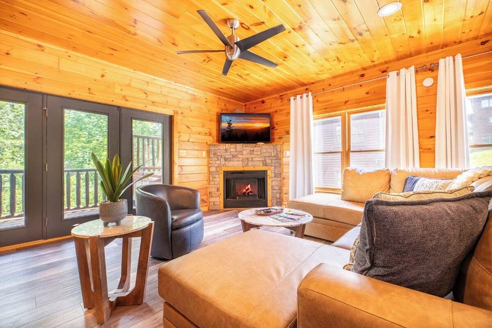 Firefly Lodge's cozy living area