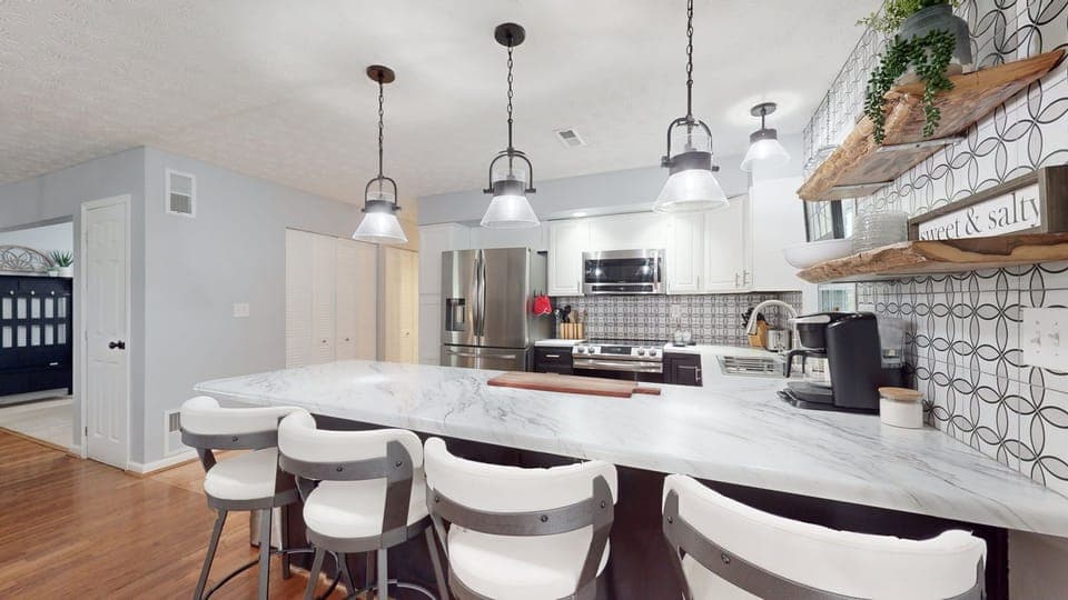 Fully Stocked Kitchen